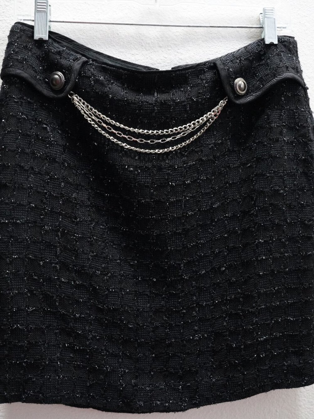 White House Black Market Textured skirt size 4